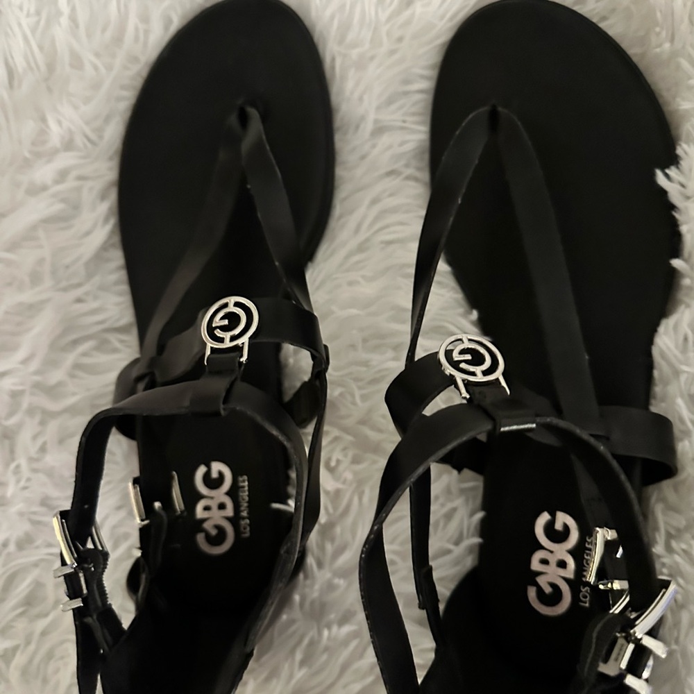 New without tags GBG black sandals size 9M